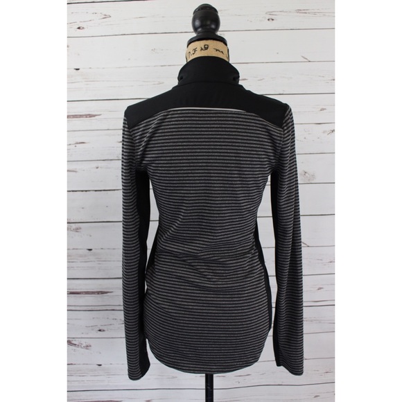 Reebok Striped Pull Over Black and Gray S - Picture 3 of 5